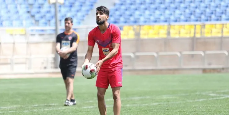 بازیکن عراقی پرسپولیس به تهران آمد