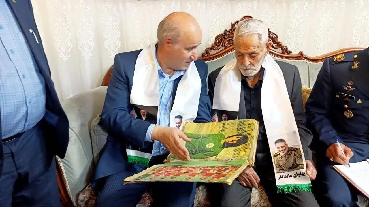 تجلیل رئیس فدراسیون فوتبال از خانواده شهید سپهبد موسوی