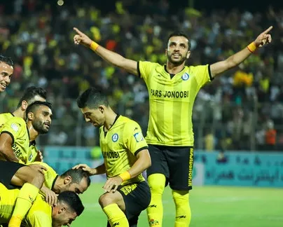 پیروزی پارس جنوبی مقابل تیم ۹ نفره استقلال خوزستان
