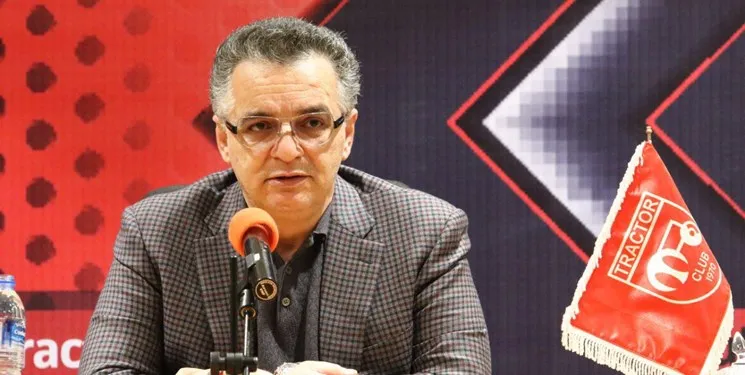 زنوزی: هواداران ما به دنبال جام های فلزی نیستند