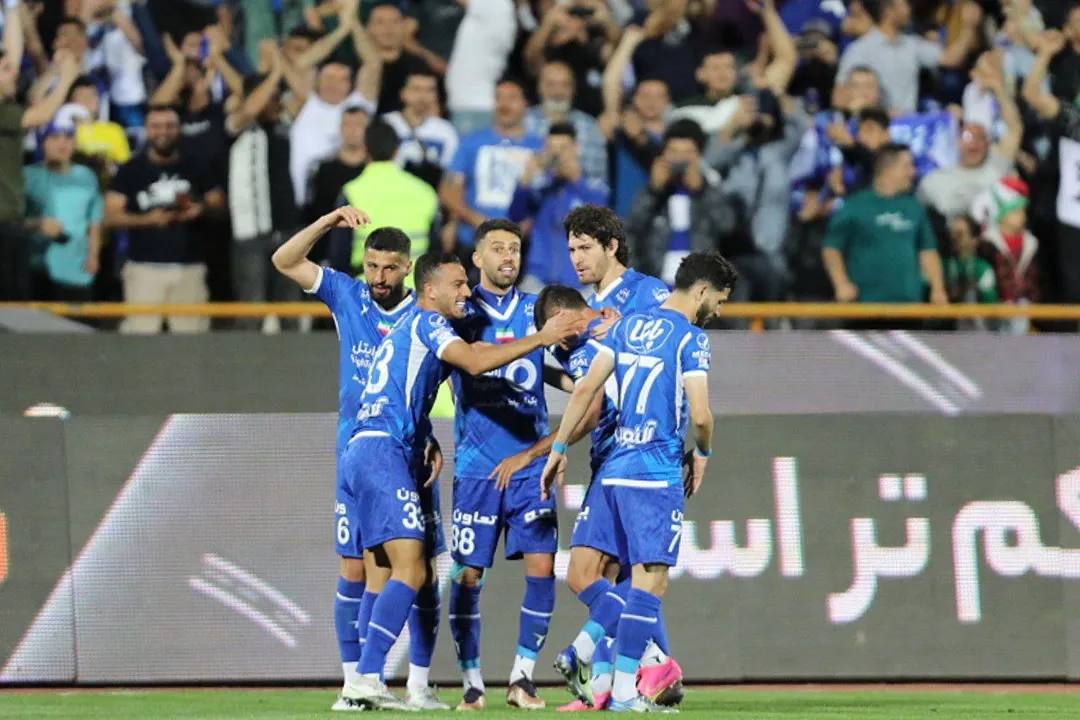 استقلال، صدر را پس گرفت