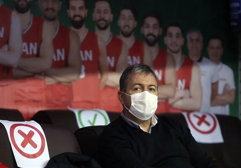 مربیان تیم ملی برای بازی پرسپولیس و تراکتور به تبریز رفتند