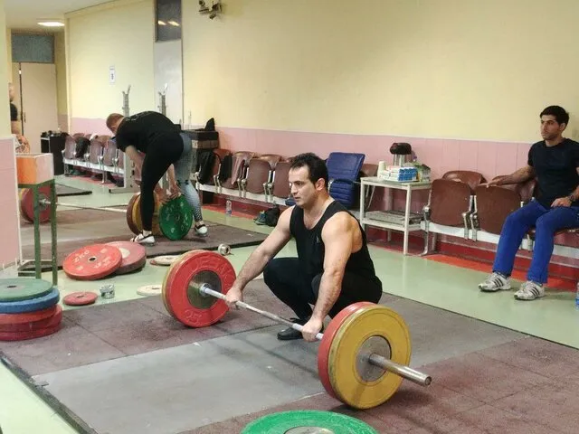 دعوت ۱۲ وزنه‌بردار به اردوی تیم ملی وزنه برداری