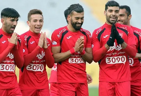 بغض پرسپولیس در روز وداع نوراللهی شکست/ 3 گل برای قهرمانی نیم فصل