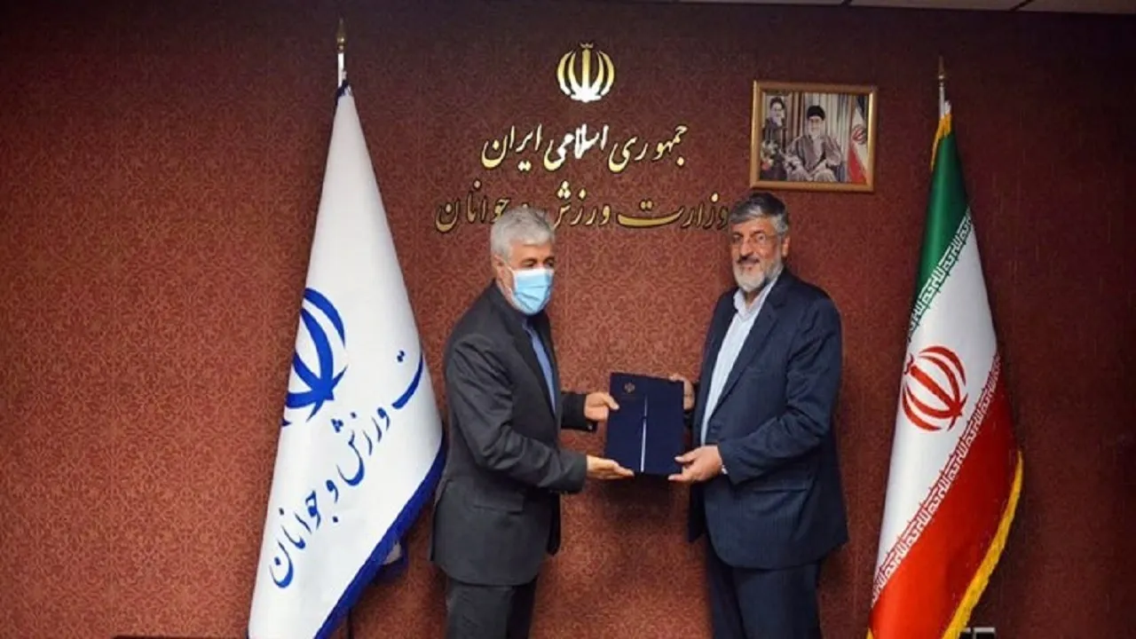 آقای معاون، سرمایه ملی را باید تخریب کرد یا تقویت؟!