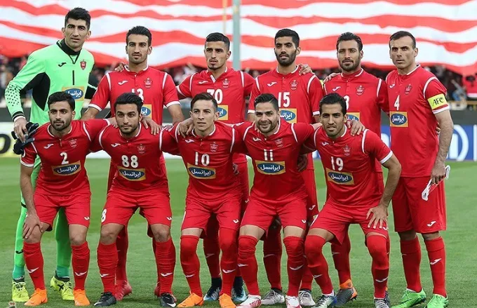 پرسپولیس لباس قهرمانی را بر تن کرد