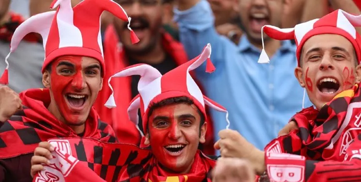 ورود سرلیدرهای پرسپولیس و سپاهان به ورزشگاه‌ها ممنوع شد