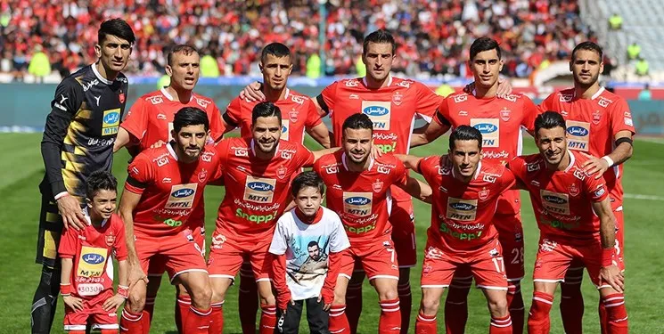 کاورهای آبی از تمرین پرسپولیس جمع آوری شد