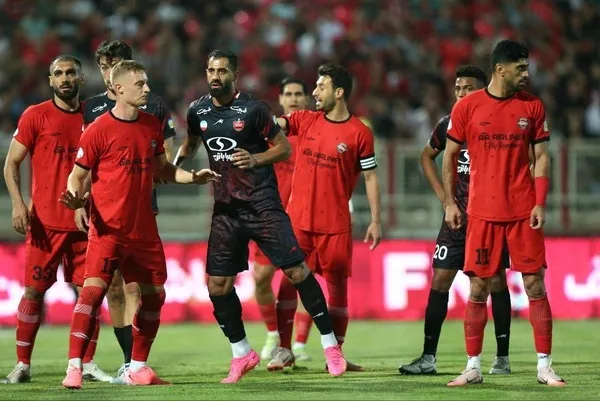 اعلام ساعت و تعداد تماشاگران مسابقه پرسپولیس و تراکتور