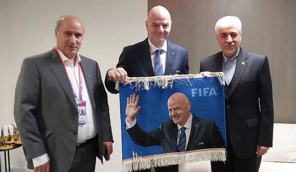مشق شب رئيس فيفا: بياموزيد و اشتباهتان را جبران كنيد!