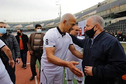 محمد خاکپور در گفت‌وگو با کیهان ورزشی: استقلال و پرسپولیس هیچوقت واگذار نمی‌شوند!
