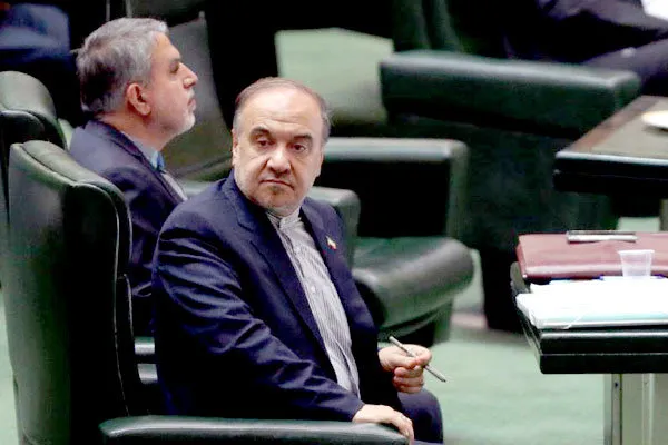 سوال از "سلطانی فر" به صحن علنی مجلس ارجاع شد