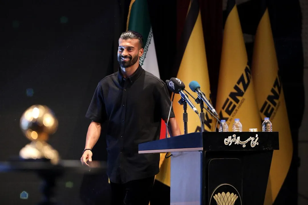 رضاییان مرد سال فوتبال ایران شد/ پرسپولیس، اوسمار و حسینی در جمع برترین‌ها