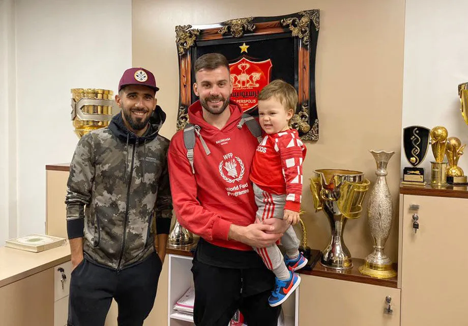 جلسه خارجی‌های پرسپولیس با مدیرعامل