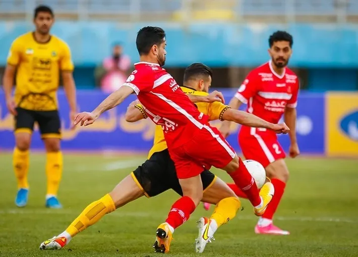 دردسرهای باشگاه پرسپولیس برای میزبانی از سپاهان