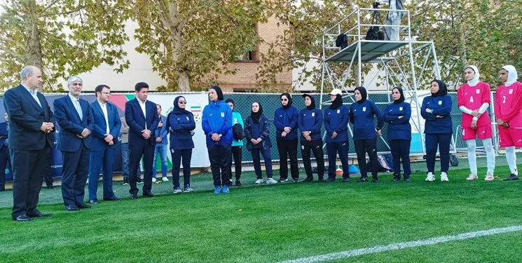 وزیر ورزش: فوتبال بانوان ظرفیت حضور در المپیک را دارد