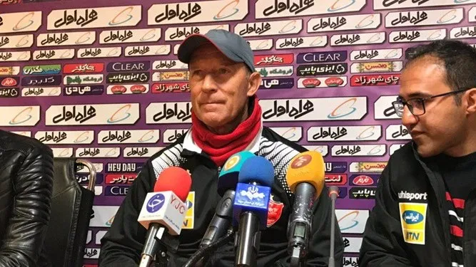 کالدرون: علیپور بازیکن بزرگی است/ جونیور دیگر پرسپولیسی نیست!