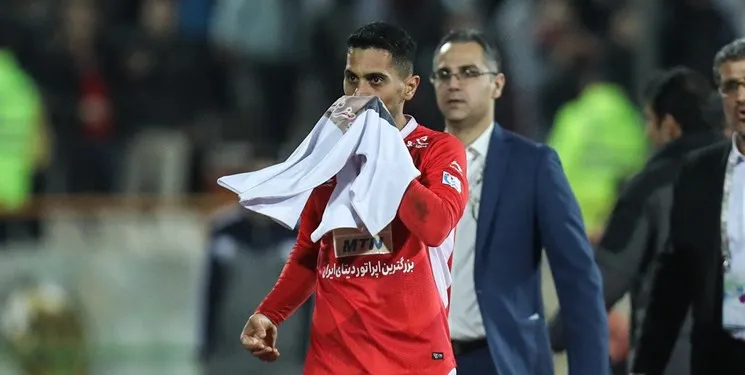 بازیکن پرسپولیس از لیست بازی با سایپا خط خورد