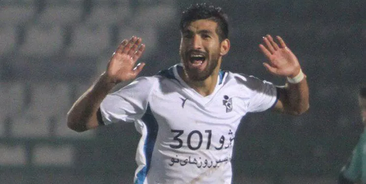 واکنش مهاجم پیکان به پیشنهاد از پرسپولیس