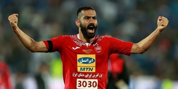 ربیع‌خواه یک فصل دیگر با پرسپولیس تمدید کرد