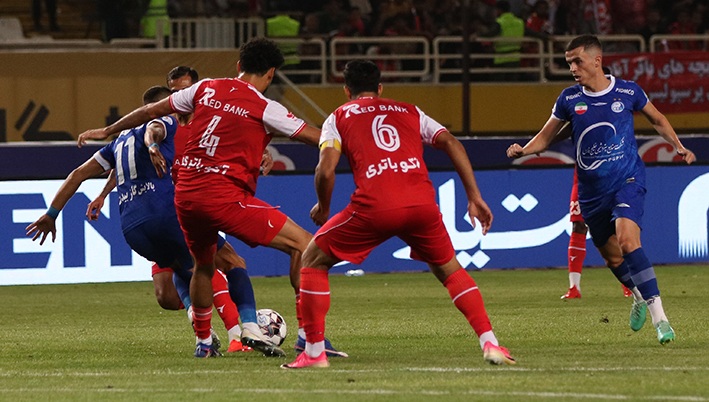 گزارش تصویری دیدار تیم های استقلال و پرسپولیس