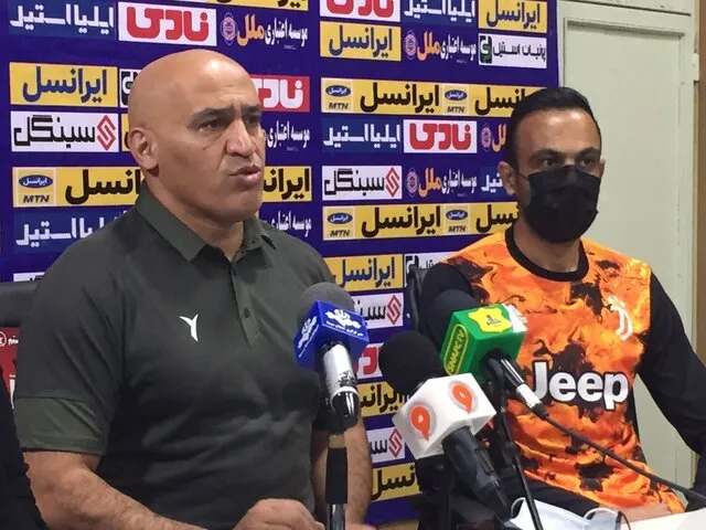 منصوریان: احترام قلعه نویی را نگه دارید