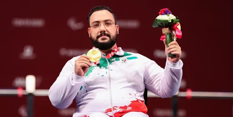 رستمی قهرمان پاراوزنه برداری جهان شد