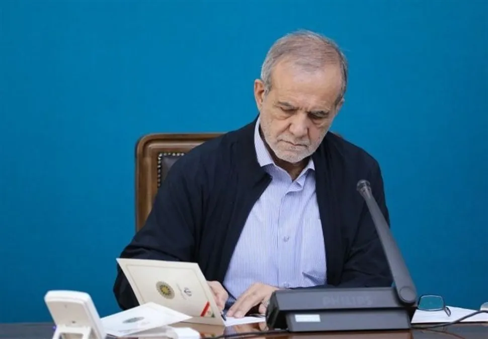 پزشکیان: دختران وزنه‌بردار ایرانی یک «اولین» ارزشمند ثبت کردند