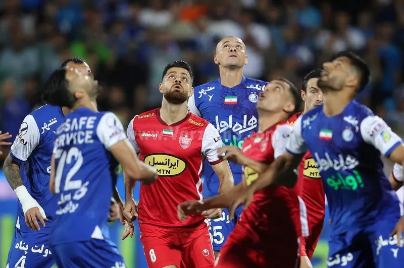 پرسپولیس فاتح شهرآورد شد/ سرخپوشان جام قهرمانی را بالای سر بردند