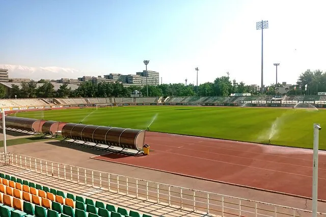 ورزشگاه میزبان دیدار پرسپولیس - چادرملو مشخص شد