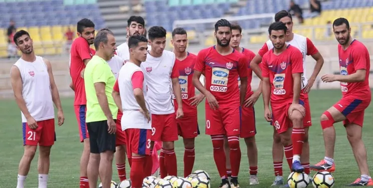 انجام تمرینات پرسپولیس در ورزشگاه شهید کشوری
