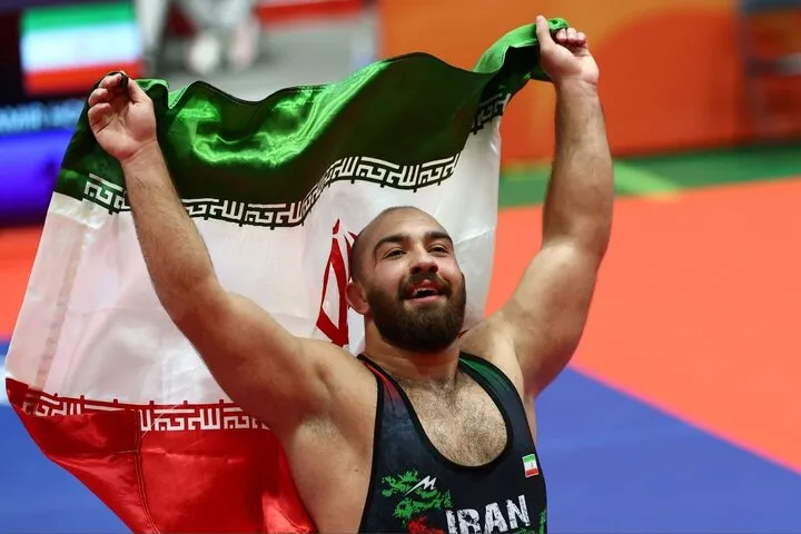 زارع و نخودی طلایی شدند