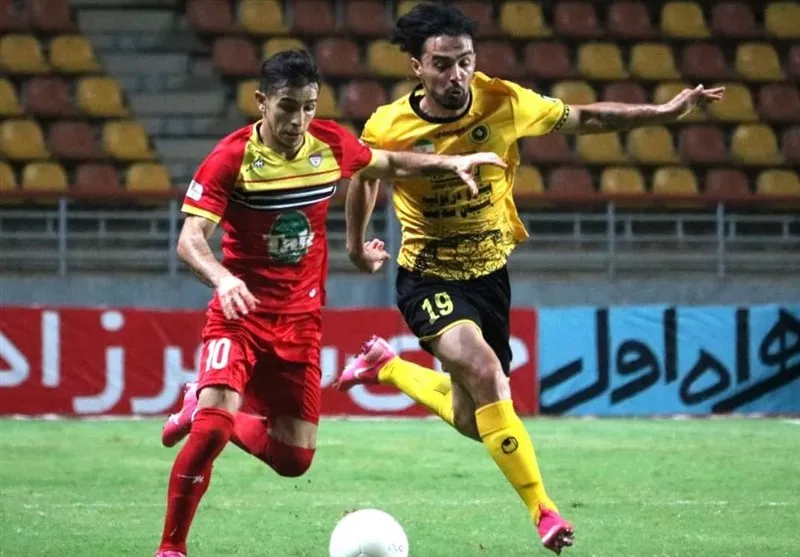 تساوی فولاد و سپاهان به نفع پرسپولیس