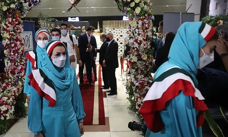 انتقادات به لباس کاروان ایران در المپیک ۲۰۲۰ توکیو