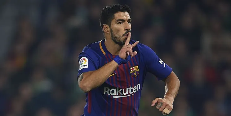 سوارس 10 تا 15 روز خانه نشین شد