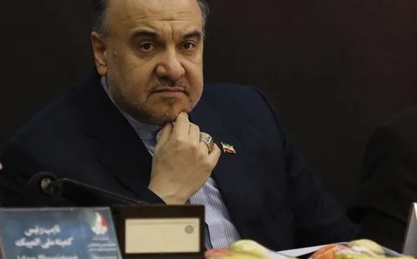 مجلس از پاسخ وزیر ورزش و جوانان قانع شد
