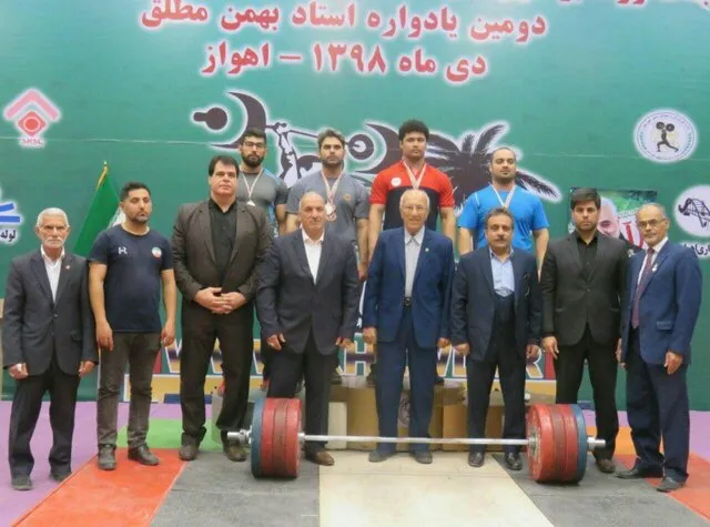 خوزستان قهرمان وزنه‌برداری کشور