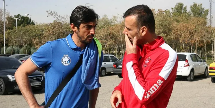 نشست مشترک کاپیتان‌های استقلال و پرسپولیس با حامی مالی