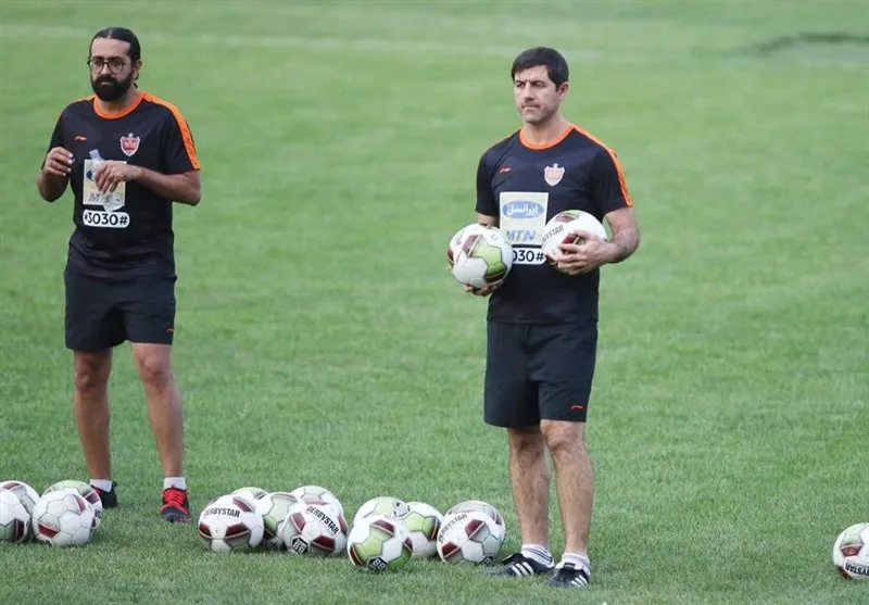 مردی که هنوز از مدیران پرسولیس پولی نگرفته است