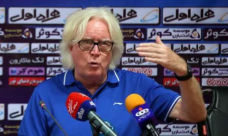 شفر:در بازی با السد داور از «ژاوی» تشکر می کرد!/امیدوارم بازی با سایپا به پنالتی کشیده نشود