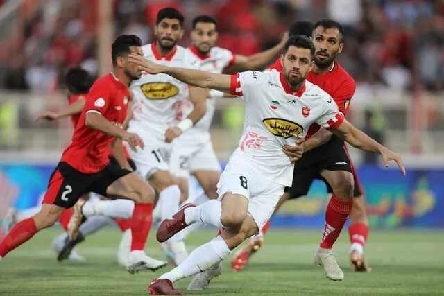 پورعلی‌گنجی: در پرسپولیس و استقلال دنبال هزار تومان و ۲ هزار تومان هستیم!