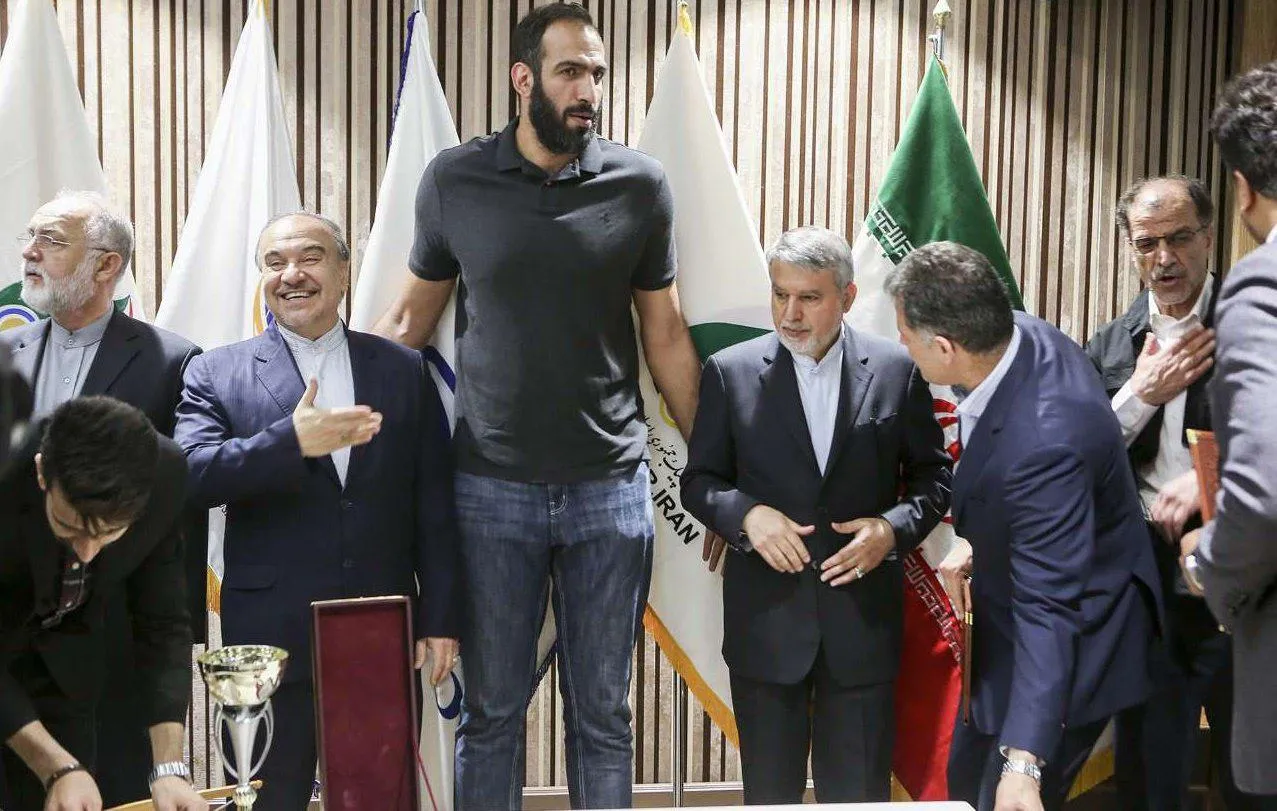 فدراسیون عاجز بود ، رییس کمیته ملی المپیک پا پیش گذاشت!