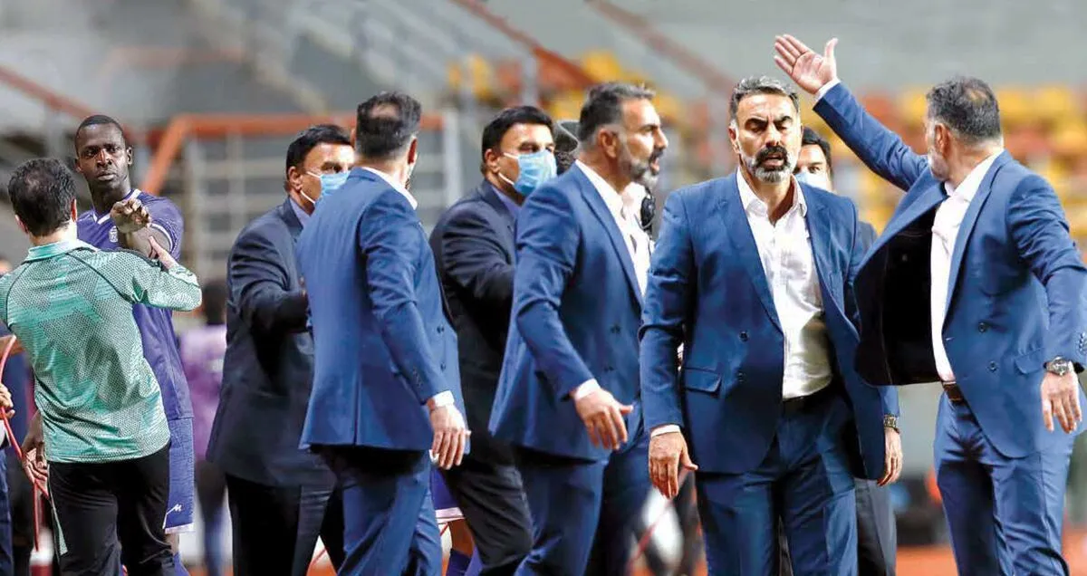 نقدی بر یک عادت جدید در فوتبال ایران؛ لشکر استقلال در دام فولاد!
