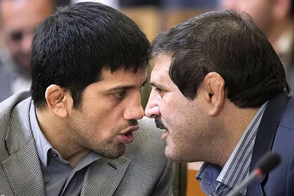 دبیر:2-3 هیات واقعا بی معرفتی کردند