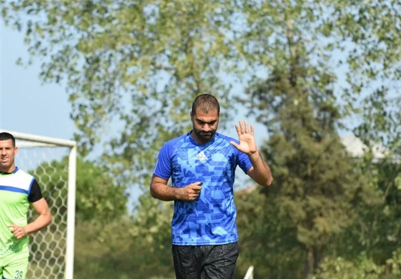 مازیار زارع از ملوان جدا شد