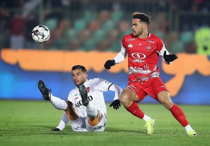 خبر تلخ برای پرسپولیس، اورونوف مصدوم شد!