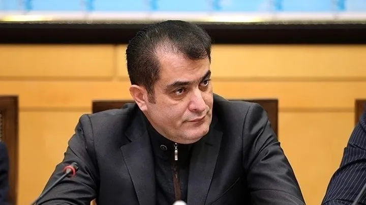 خلیل‌زاده: فتح‌الله‌زاده به کارش در استقلال ادامه می‌دهد