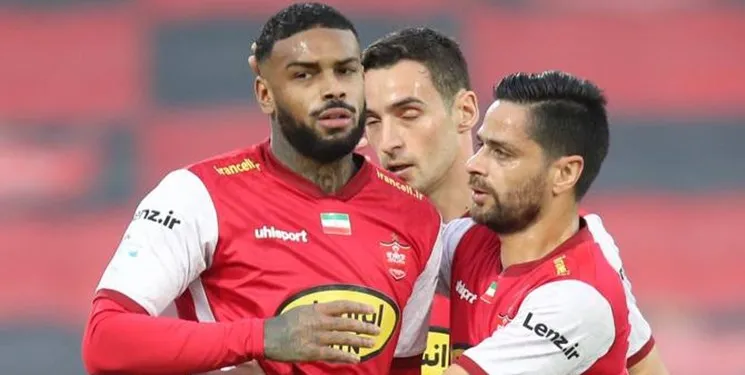 مهاجم خارجی پرسپولیس ایران را ترک کرد