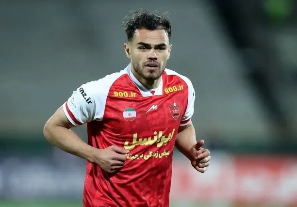 اورونوف با پرسپولیس تمدید کرد