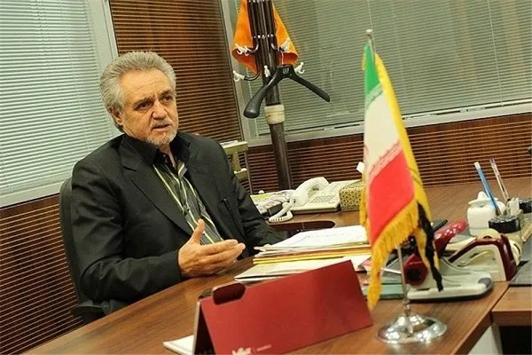 تابش: فصل بعد هم با قلعه‌نویی هستیم